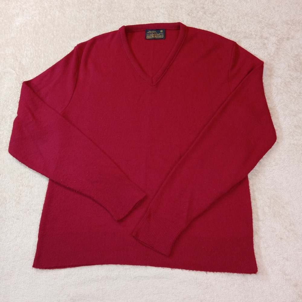 Sears Men's Wear Store Vintage Virgin Orlon V-Neck Sweater Men's Medium‎ Red